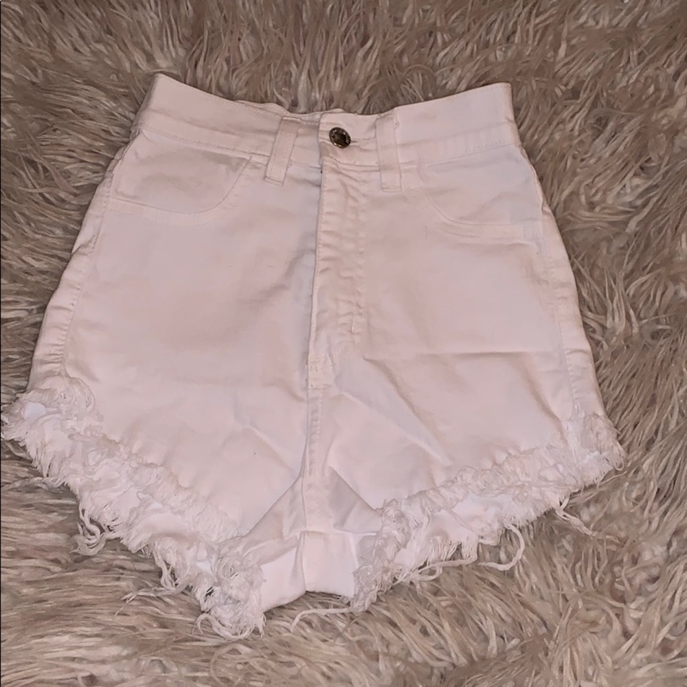 white jean shorts: high waisted